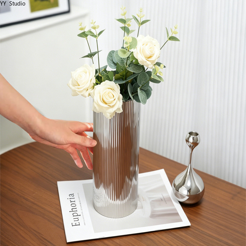 แจกันสแตนเลสหรูหราสไตล์นอร์ดิก - Desk Setup Minimalist บทวิจารณ์และราคา